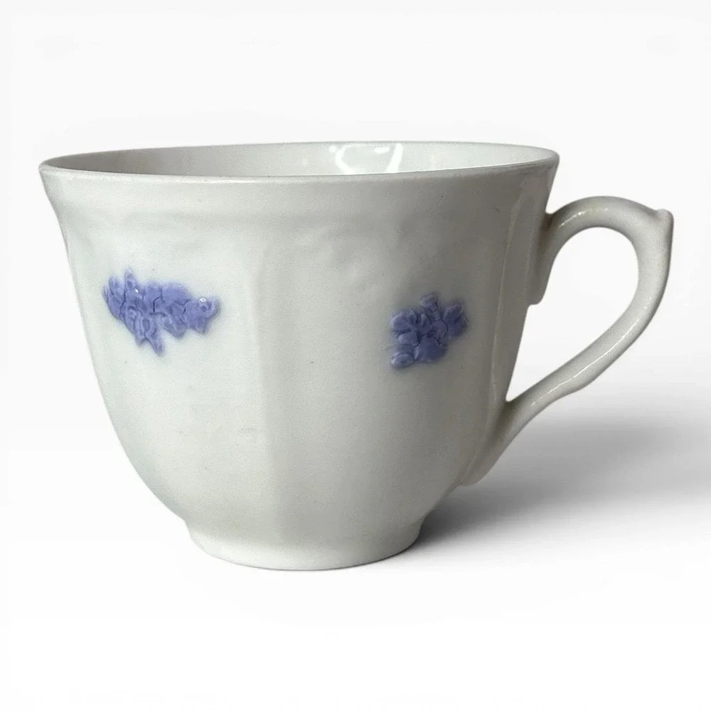 Vintage Royal Adderley Chelsea‎ Blue Grape Embossed Tea Cup